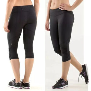 Lululemon Black Ruched Cropped Leggings 1078